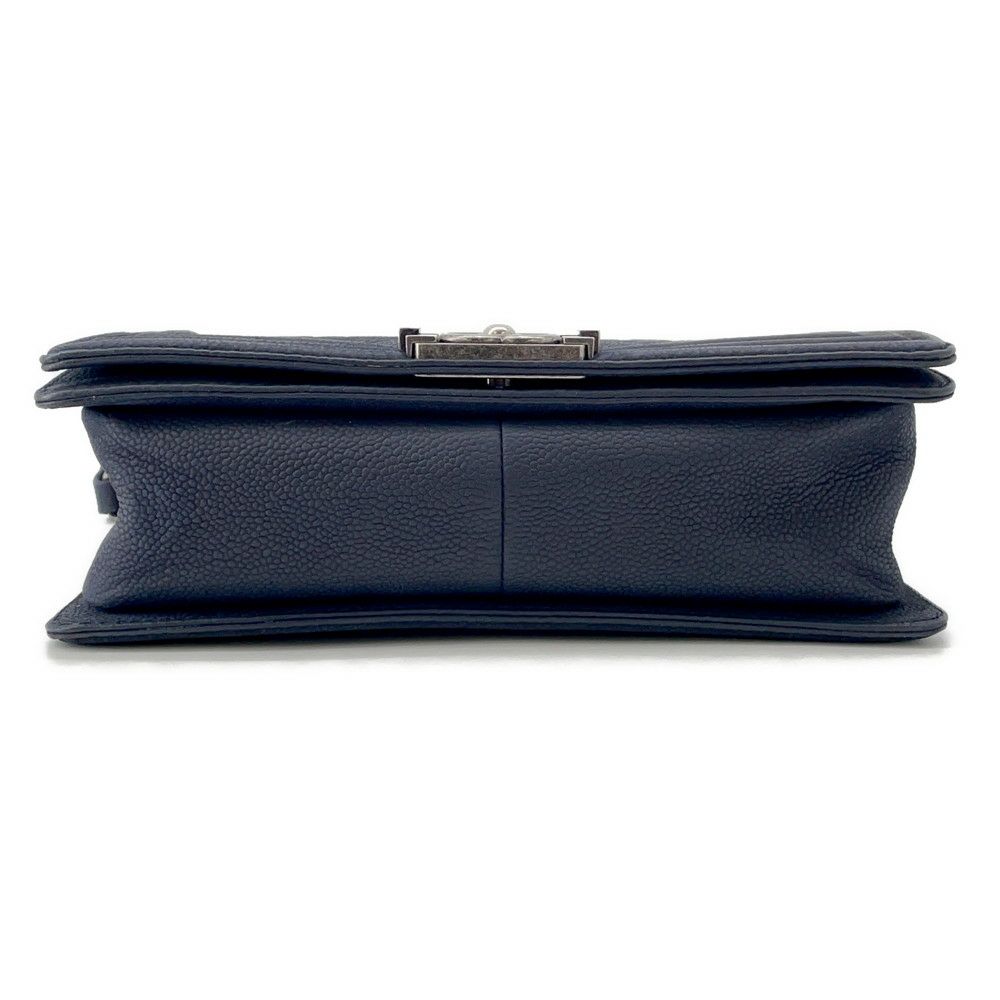 シャネル チェーンショルダーバッグ ボーイシャネル キャビアスキン A67086 CHANEL バッグ