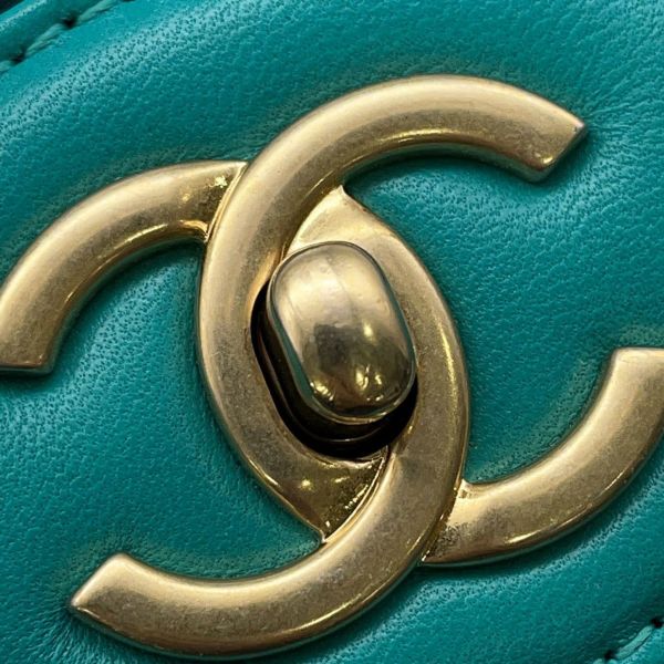 シャネル チェーンショルダーバッグ マトラッセ ココマーク ラムスキン CHANEL バッグ
