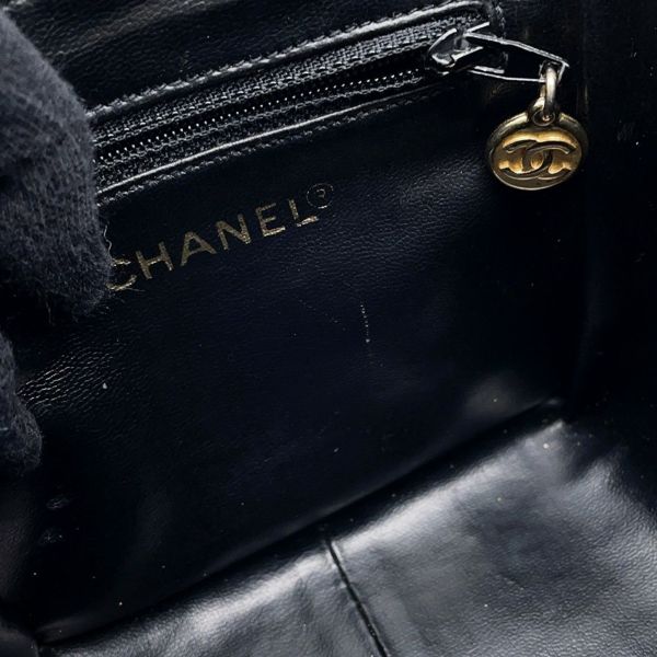 シャネル チェーンショルダーバッグ マトラッセ バニティバッグ キャビアスキン CHANEL バッグ 黒