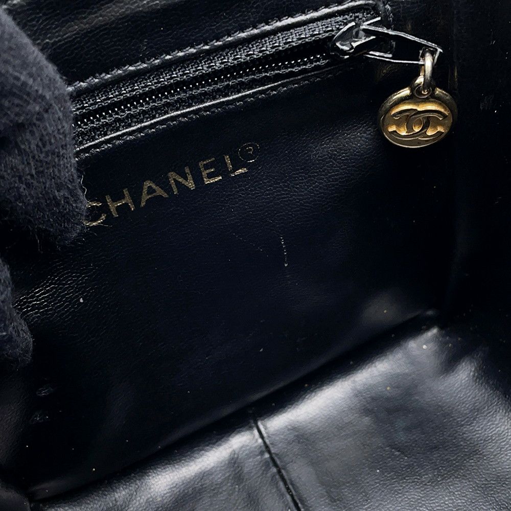 シャネル チェーンショルダーバッグ マトラッセ バニティバッグ キャビアスキン CHANEL バッグ 黒