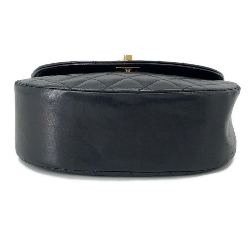 シャネル マトラッセ ハーフムーン チェーンショルダーバッグ ココマーク ラムスキン CHANEL バッグ 黒