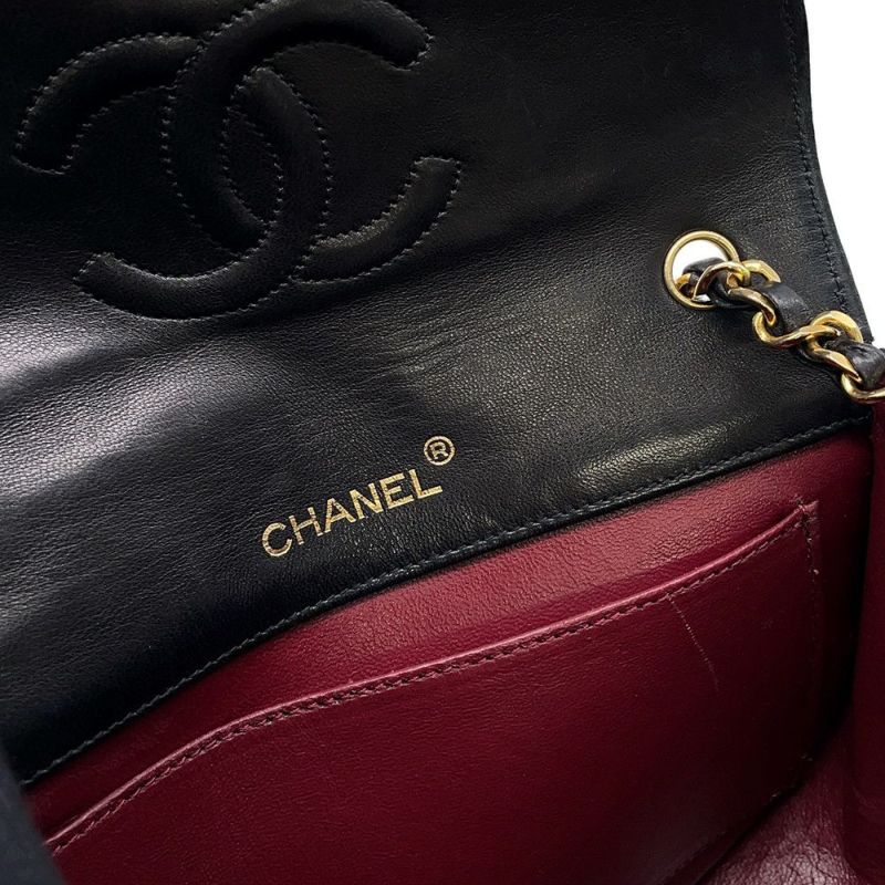 シャネル マトラッセ ハーフムーン チェーンショルダーバッグ ココマーク ラムスキン CHANEL バッグ 黒