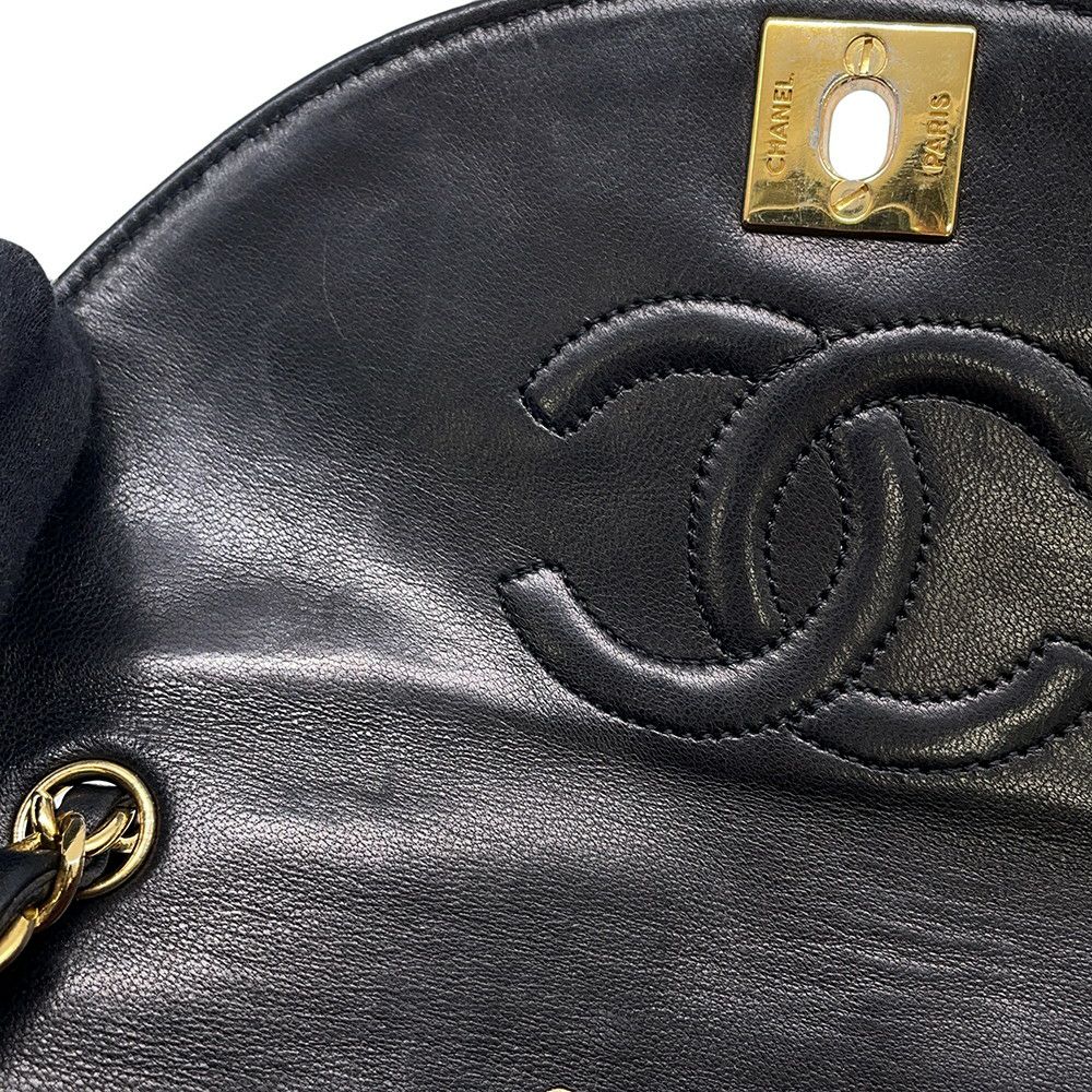 シャネル マトラッセ ハーフムーン チェーンショルダーバッグ ココマーク ラムスキン CHANEL バッグ 黒