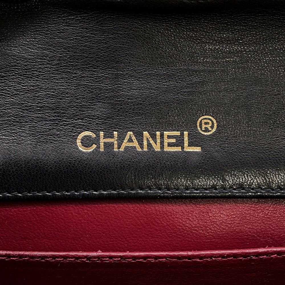 シャネル マトラッセ ハーフムーン チェーンショルダーバッグ ココマーク ラムスキン CHANEL バッグ 黒