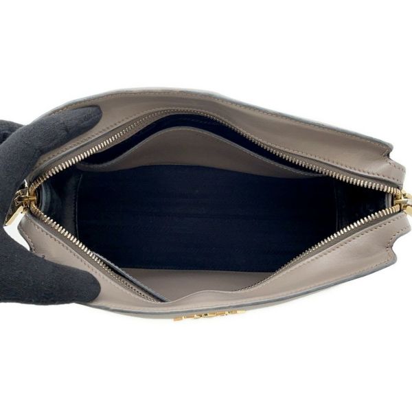 プラダ ショルダーバッグ サフィアーノ レザー 1BH104 PRADA バッグ