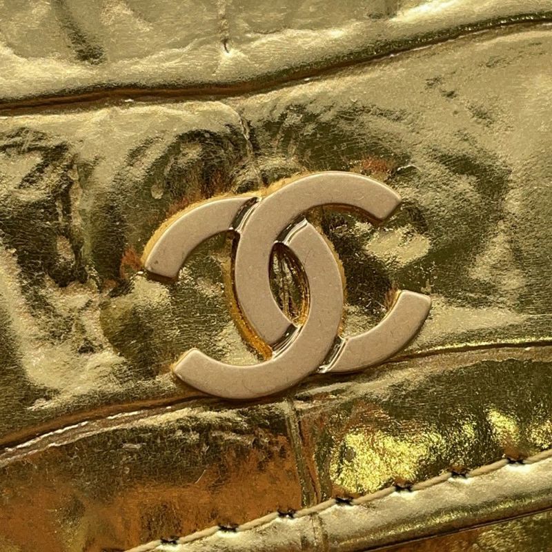 シャネル チェーンウォレット クロコ型押しレザー ココマーク CHANEL 財布