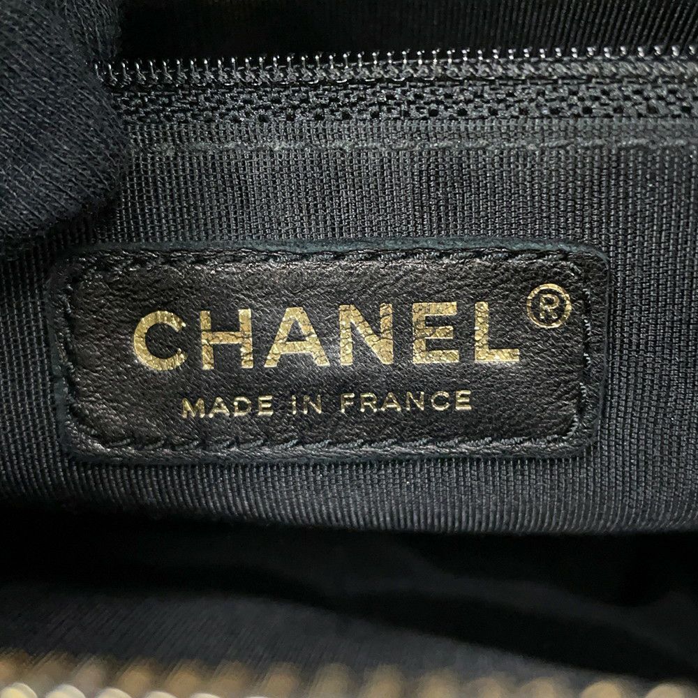 シャネル チェーンショルダーバッグ マトラッセ ココマーク キャビアスキン A20993 CHANEL ワンショルダー 黒