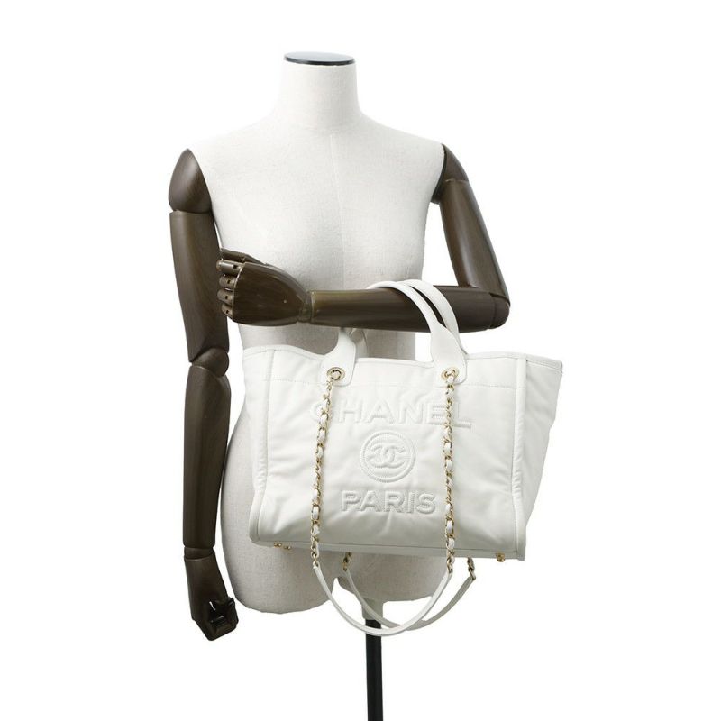 シャネル チェーントートバッグ ドーヴィル ショッピングバッグ レザー AS3351 CHANEL 白 2way
