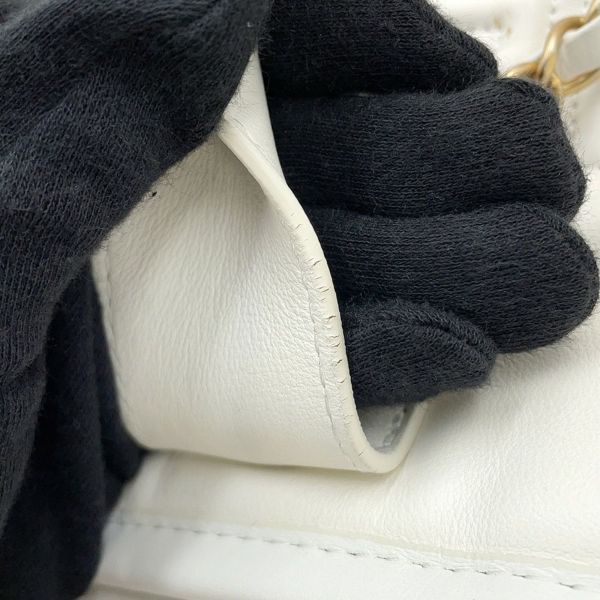 シャネル チェーントートバッグ ドーヴィル ショッピングバッグ レザー AS3351 CHANEL 白 2way