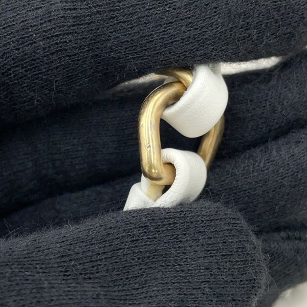 シャネル チェーントートバッグ ドーヴィル ショッピングバッグ レザー AS3351 CHANEL 白 2way