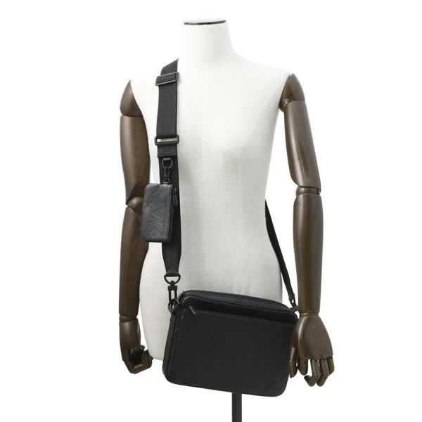 ルイヴィトン ショルダーバッグ モノグラム・シャドウ トリオ・メッセンジャー M46602 LOUIS VUITTON ブラック 黒