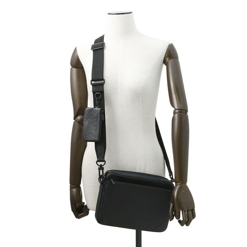 ルイヴィトン ショルダーバッグ モノグラム・シャドウ トリオ・メッセンジャー M46602 LOUIS VUITTON ブラック 黒