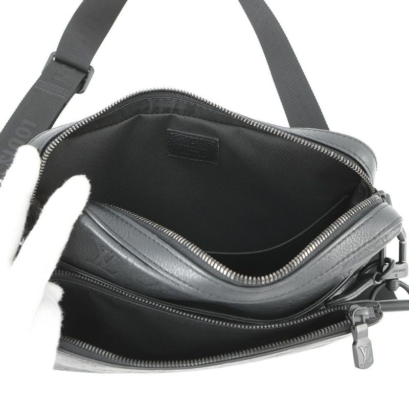 ルイヴィトン ショルダーバッグ モノグラム・シャドウ トリオ・メッセンジャー M46602 LOUIS VUITTON ブラック 黒