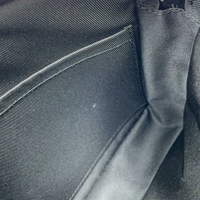 ルイヴィトン ショルダーバッグ モノグラム・シャドウ トリオ・メッセンジャー M46602 LOUIS VUITTON ブラック 黒