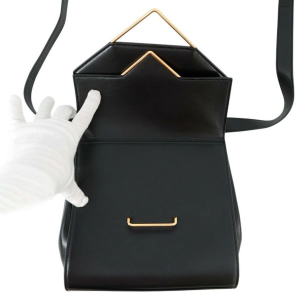 ボッテガヴェネタ ショルダーバッグ ザ クリップ ボックスカーフレザー 652391 BOTTEGA VENETA 黒