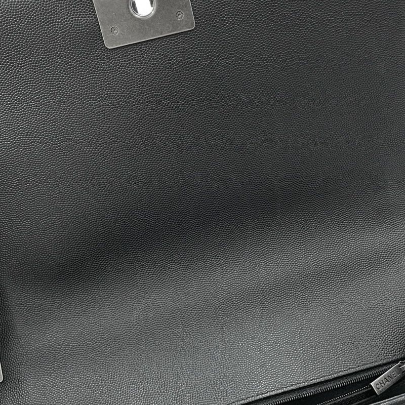 シャネル チェーンショルダーバッグ ボーイシャネル ラージ マトラッセ ココマーク A92193 CHANEL 黒