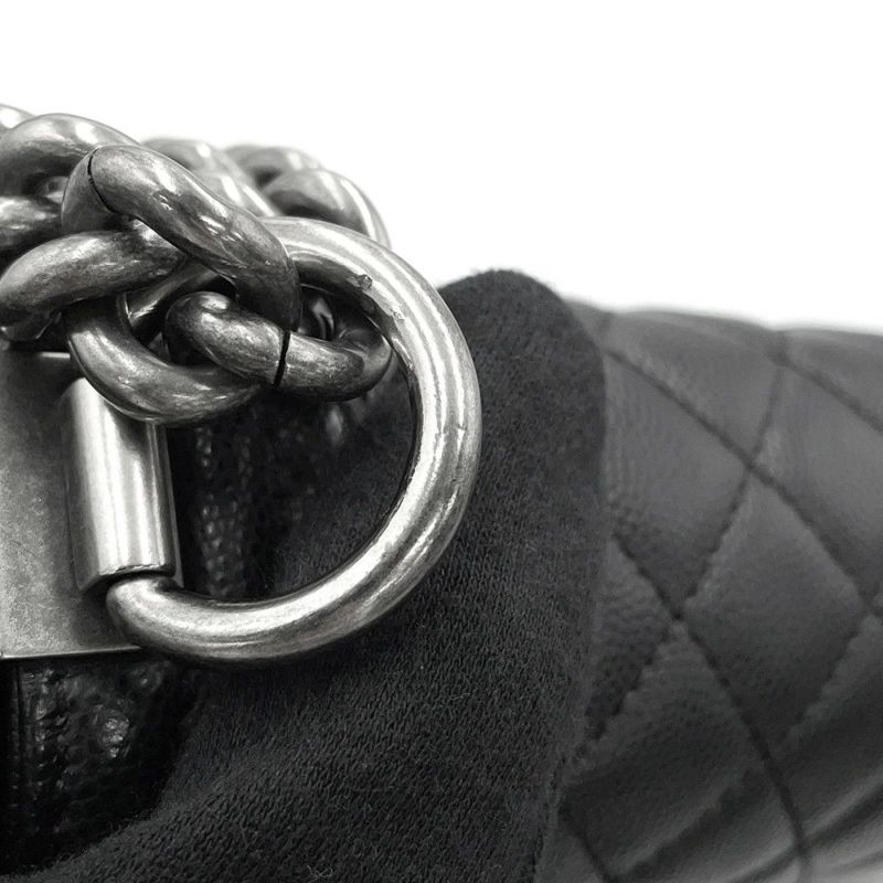 シャネル チェーンショルダーバッグ ボーイシャネル ラージ マトラッセ ココマーク A92193 CHANEL 黒