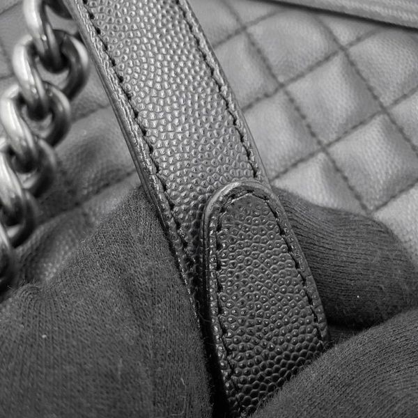 シャネル チェーンショルダーバッグ ボーイシャネル ラージ マトラッセ ココマーク A92193 CHANEL 黒