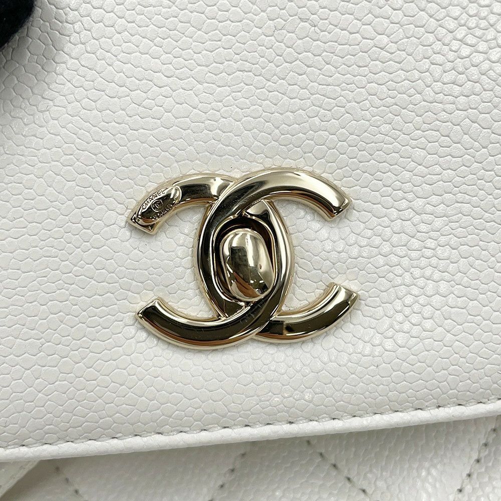シャネル バックパック ココマーク マトラッセ キャビアスキン AS3530 CHANEL バッグ リュック 白