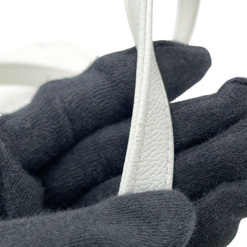 シャネル バックパック ココマーク マトラッセ キャビアスキン AS3530 CHANEL バッグ リュック 白