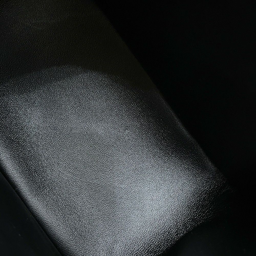 シャネル チェーンショルダーバッグ ココマーク マトラッセ ミニバケットバッグ キャビアスキン AS3176 CHANEL 黒