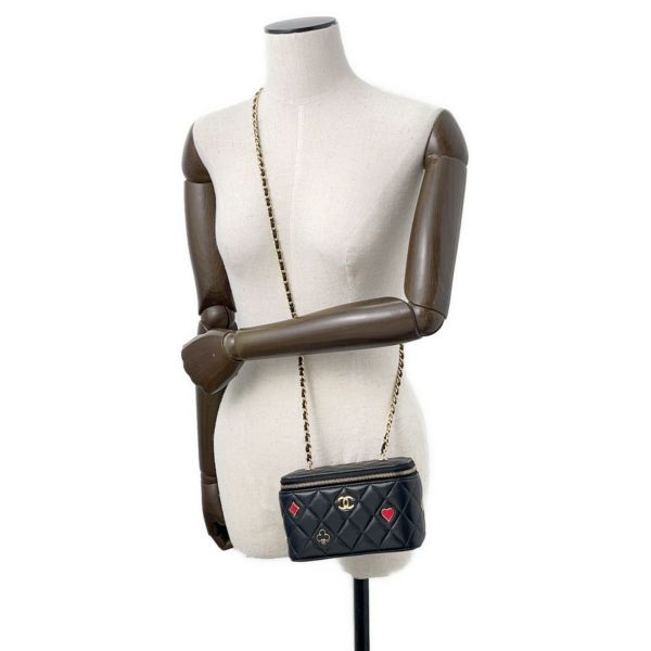 シャネル チェーンショルダーバッグ バニティ ココマーク マトラッセ トランプ キャビアスキン AP3079 黒