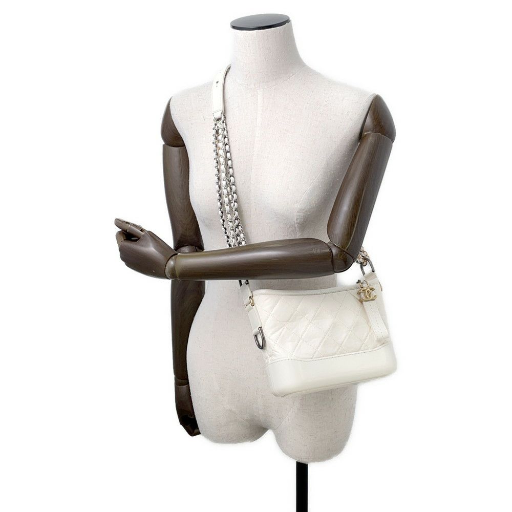 シャネル チェーンショルダーバッグ ガブリエル ドゥ シャネル ホーボー ミニ A93824 CHANEL 2WAYバッグ 白