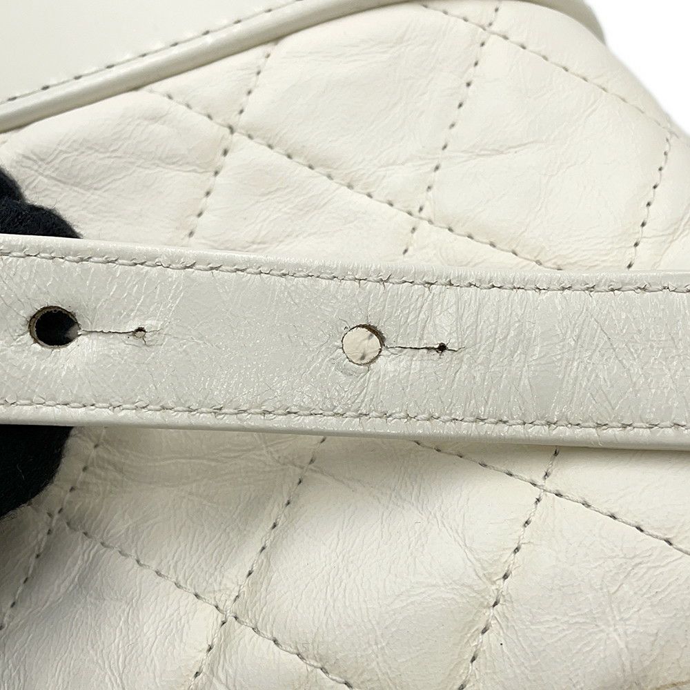 シャネル チェーンショルダーバッグ ガブリエル ドゥ シャネル ホーボー ミニ A93824 CHANEL 2WAYバッグ 白