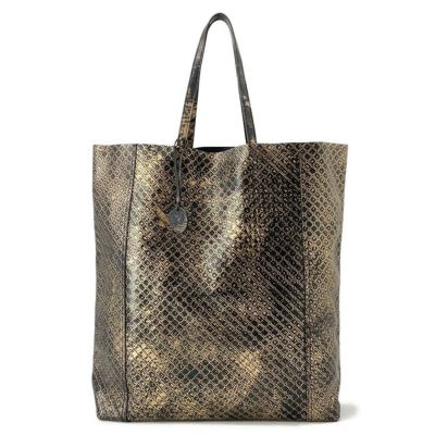 BOTTEGA VENETA ボッテガ・ヴェネタ ロゴパッチ トートバッグ ボッテガヴェネタ トートバッグ イントレチャート ラージ レザー