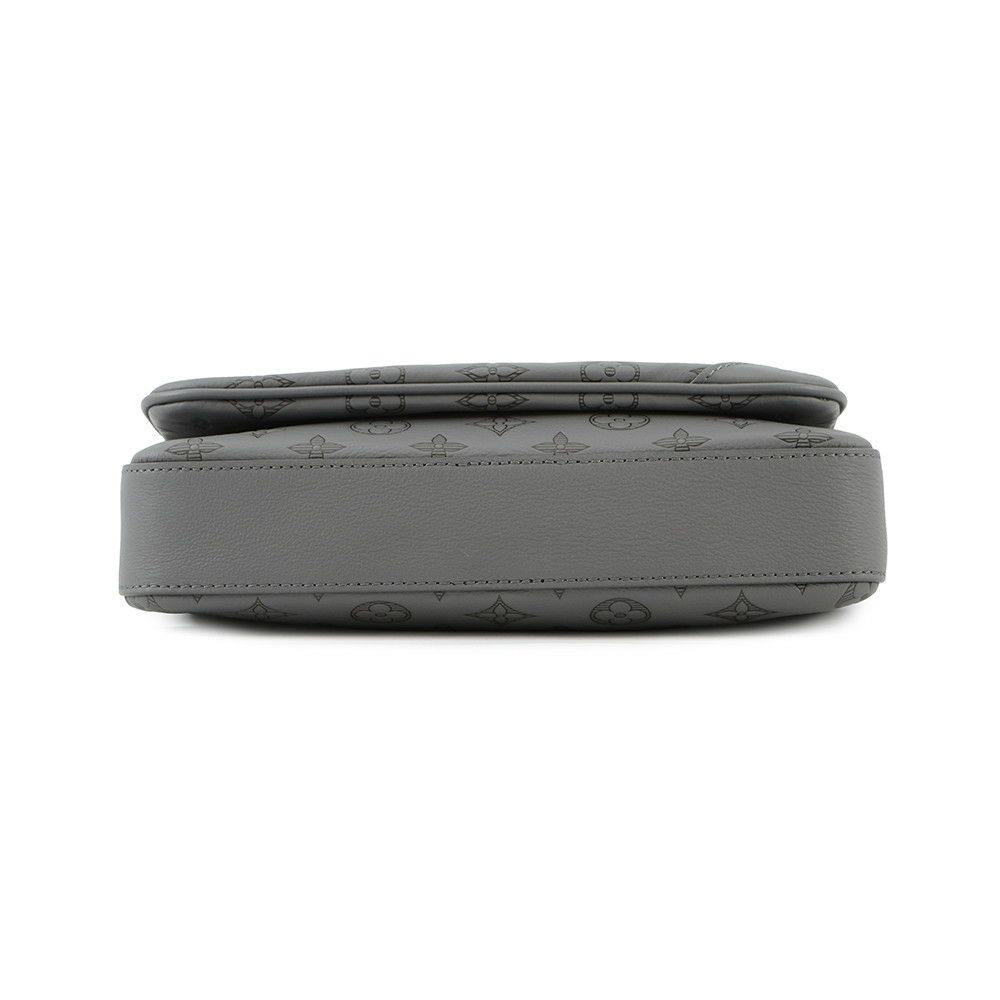 ルイヴィトン ショルダーバッグ モノグラム・シャドウ/カーフレザー トリオ・メッセンジャー  M46603 ブラック 黒 メンズ