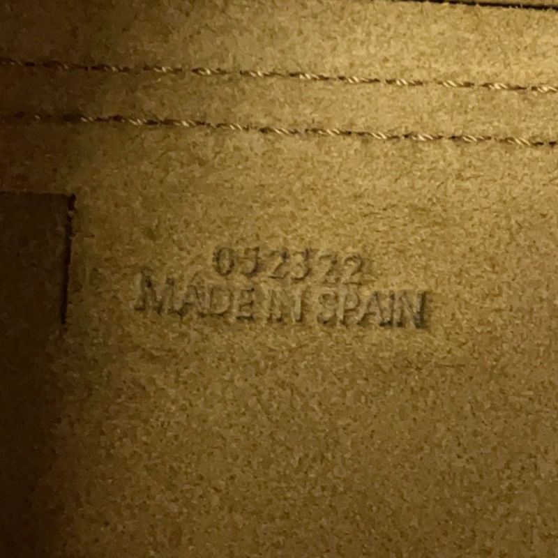 ロエベ トートバッグ パズルフォルド XL レザー B933Q18X01 LOEWE