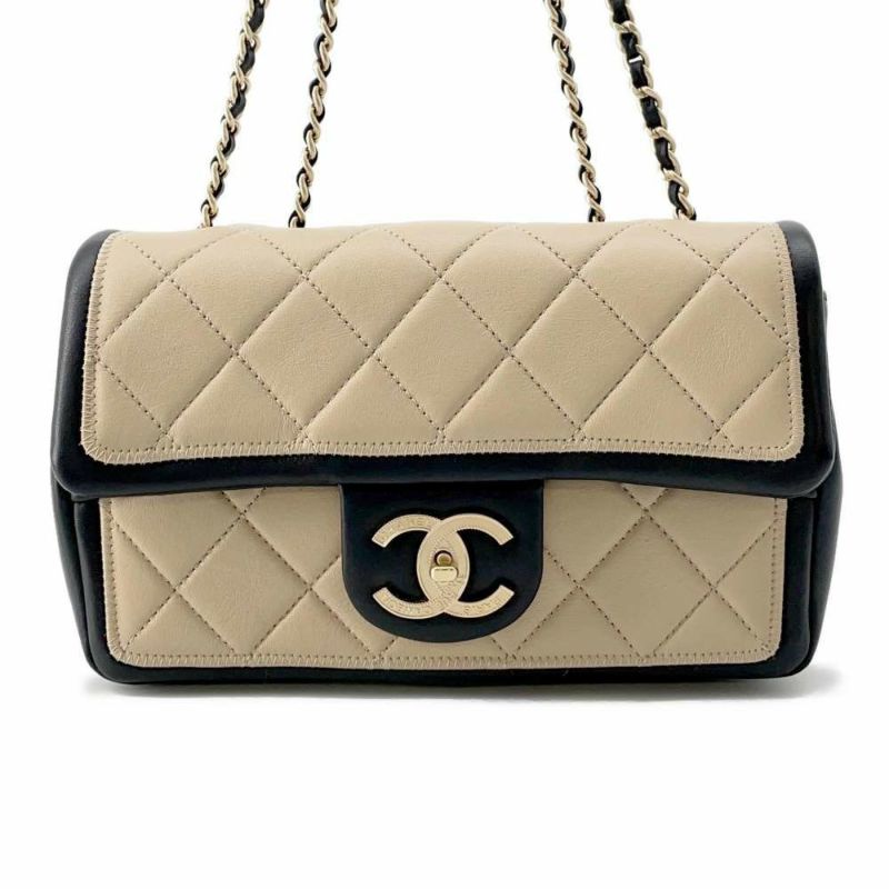 シャネル チェーンショルダーバッグ マトラッセ ココマーク バイカラー ラムスキン A92207 CHANEL 黒