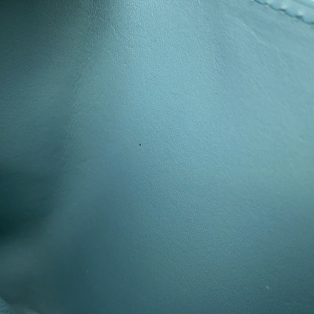 ロエベ 三つ折り財布 ぺブル バーティカル ウォレット レザー CANBS33X01 LOEWE 財布