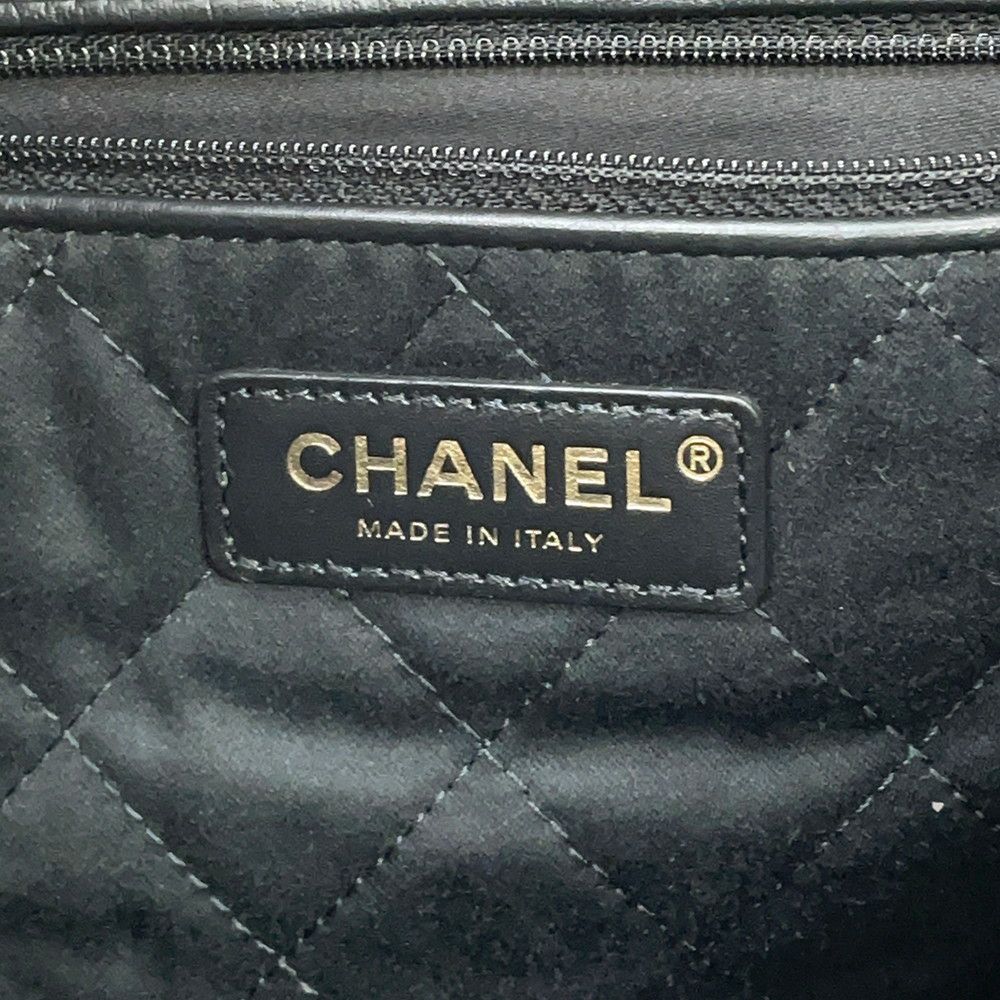 シャネル ハンドバッグ シャネル22 シャイニーカーフレザー AS3261 CHANEL ショルダーバッグ 黒
