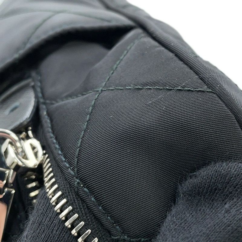 プラダ チェーンショルダーバッグ トライアングルロゴ キルティング ナイロン 1BB903 PRADA 黒