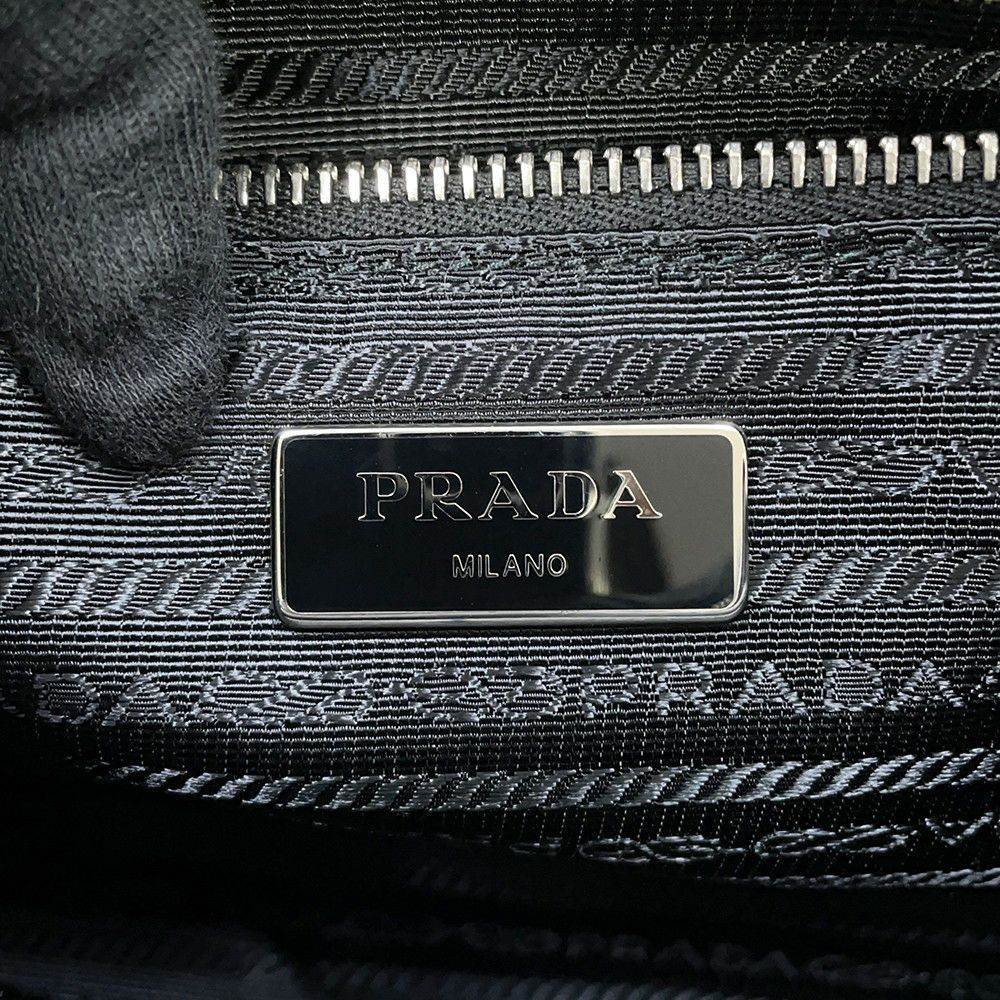 プラダ チェーンショルダーバッグ トライアングルロゴ キルティング ナイロン 1BB903 PRADA 黒