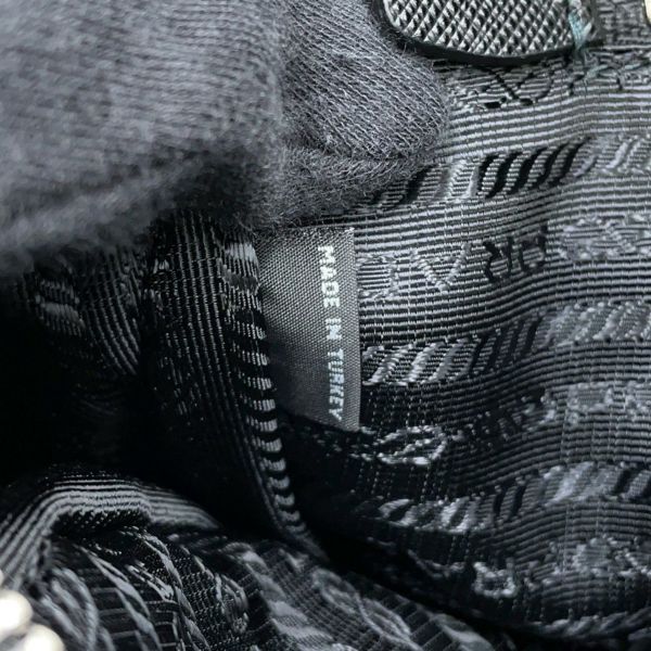 プラダ チェーンショルダーバッグ トライアングルロゴ キルティング ナイロン 1BB903 PRADA 黒