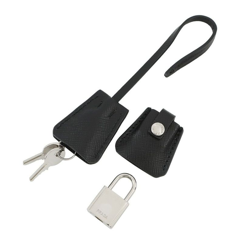 プラダ チェーンショルダーバッグ トライアングルロゴ キルティング ナイロン 1BB903 PRADA 黒