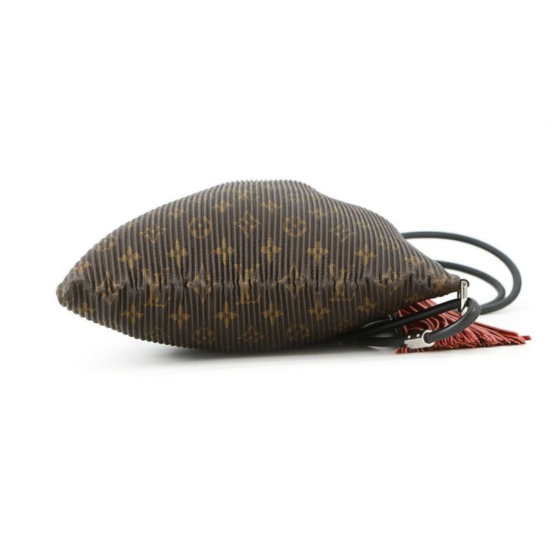 ルイヴィトン ショルダーバッグ モノグラム ポーチ・エクスプローラー M62232 LOUIS VUITTON