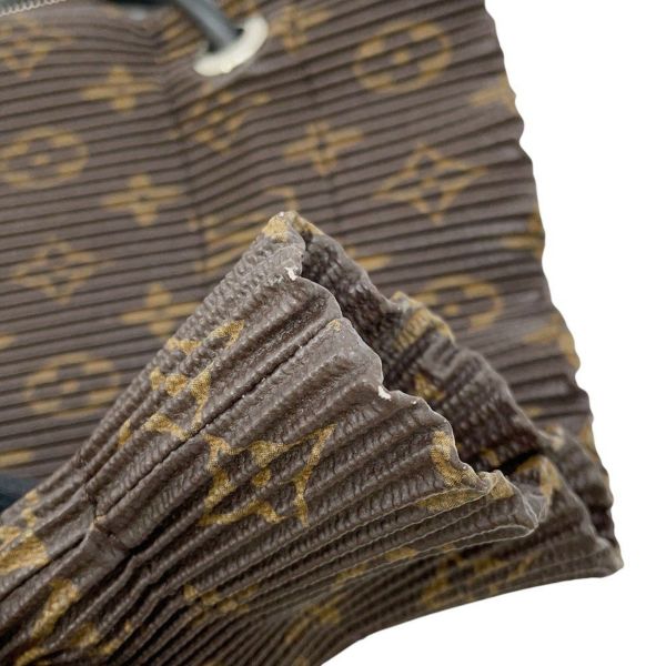 ルイヴィトン ショルダーバッグ モノグラム ポーチ・エクスプローラー M62232 LOUIS VUITTON