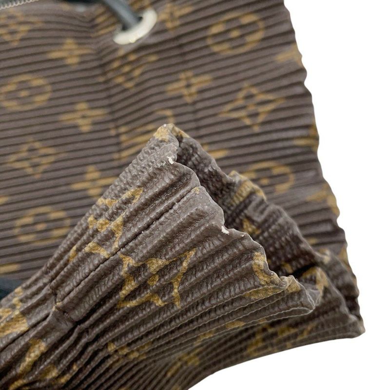 ルイヴィトン ショルダーバッグ モノグラム ポーチ・エクスプローラー M62232 LOUIS VUITTON