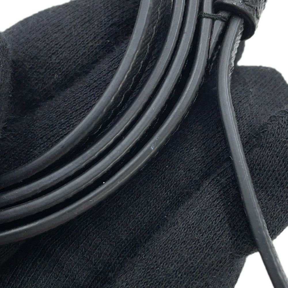 プラダ スマホケース サフィアーノ トライアングルロゴ iPhone16proケース ストラップ付き ラバー 1ZH209 PRADA 黒