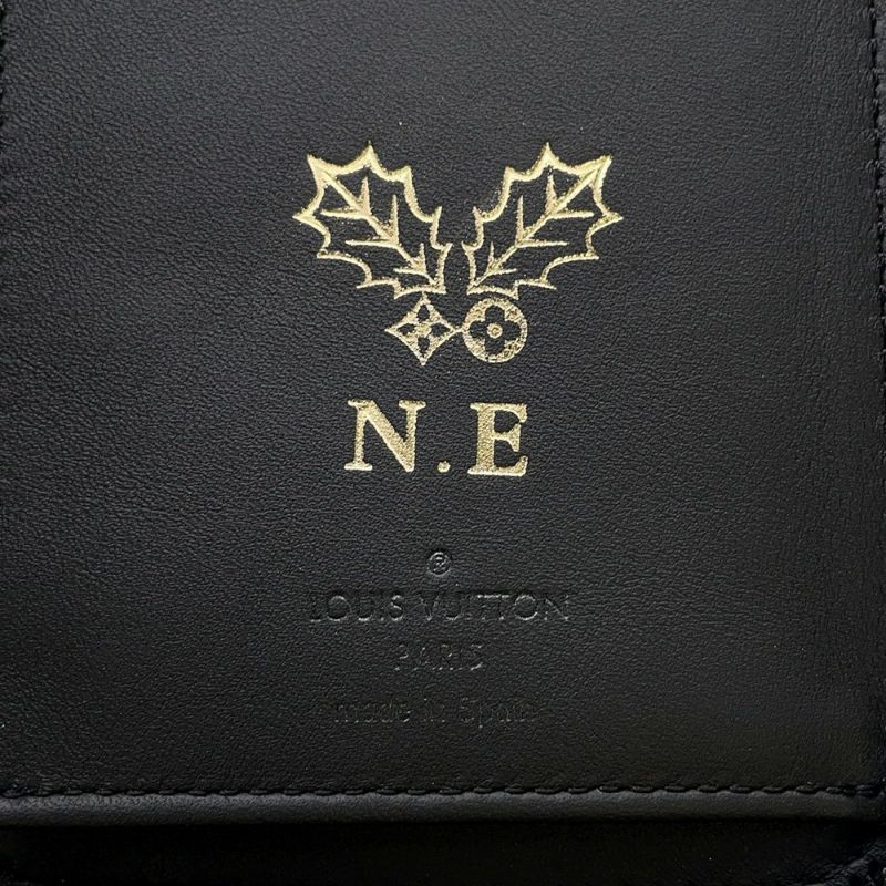 ルイヴィトン 長財布 モノグラム トリヨンレザー ジッピーウォレット・ヴェルティカル M69047 LOUIS VUITTON  財布 メンズ 黒