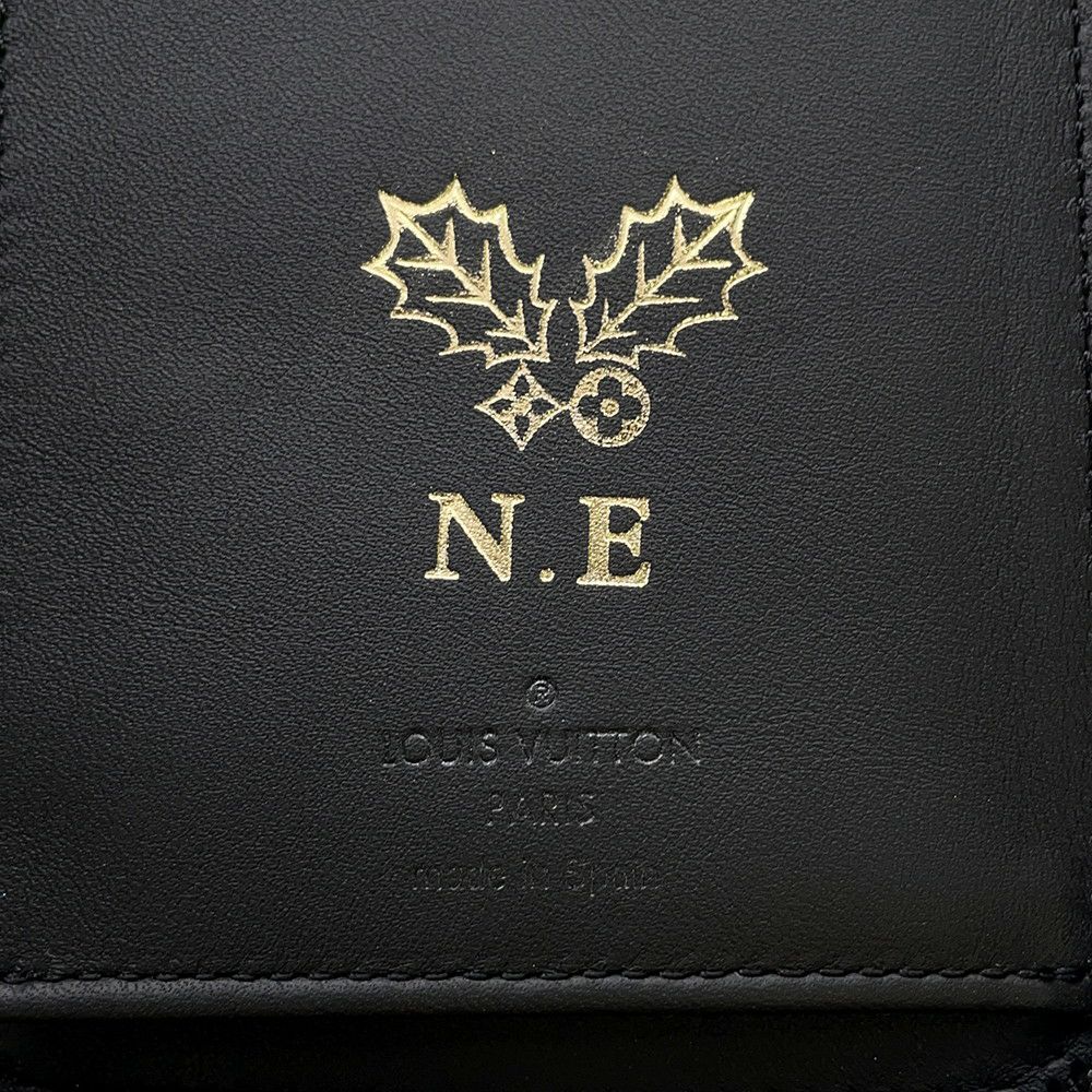 ルイヴィトン 長財布 モノグラム トリヨンレザー ジッピーウォレット・ヴェルティカル M69047 LOUIS VUITTON  財布 メンズ 黒