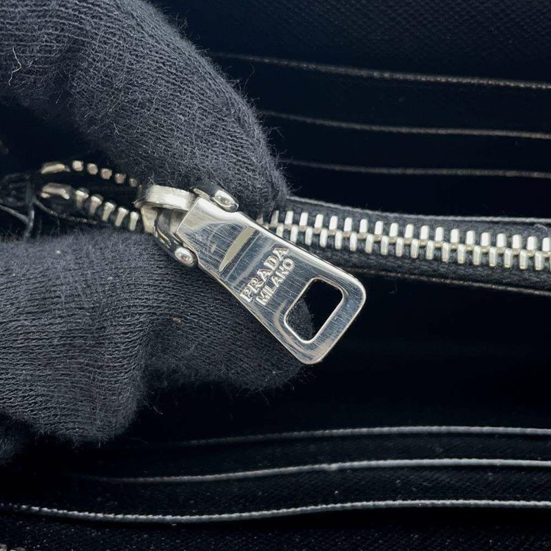 プラダ 長財布 ラウンドファスナー ビジュー スタッズ 1M0506 PRADA 財布 黒