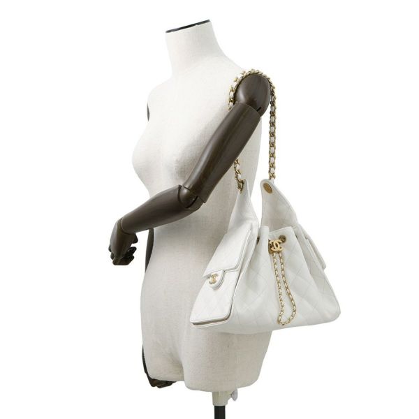 シャネル チェーンショルダーバッグ CHANEL25 スモール キャビアスキン AS5293 CHANEL バッグ 白