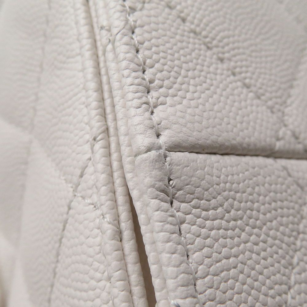 シャネル チェーンショルダーバッグ CHANEL25 スモール キャビアスキン AS5293 CHANEL バッグ 白