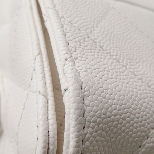 シャネル チェーンショルダーバッグ CHANEL25 スモール キャビアスキン AS5293 CHANEL バッグ 白