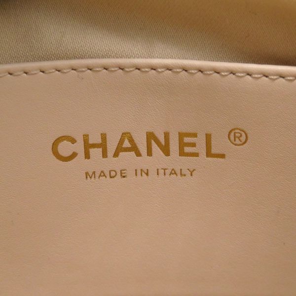 シャネル チェーンショルダーバッグ CHANEL25 スモール キャビアスキン AS5293 CHANEL バッグ 白