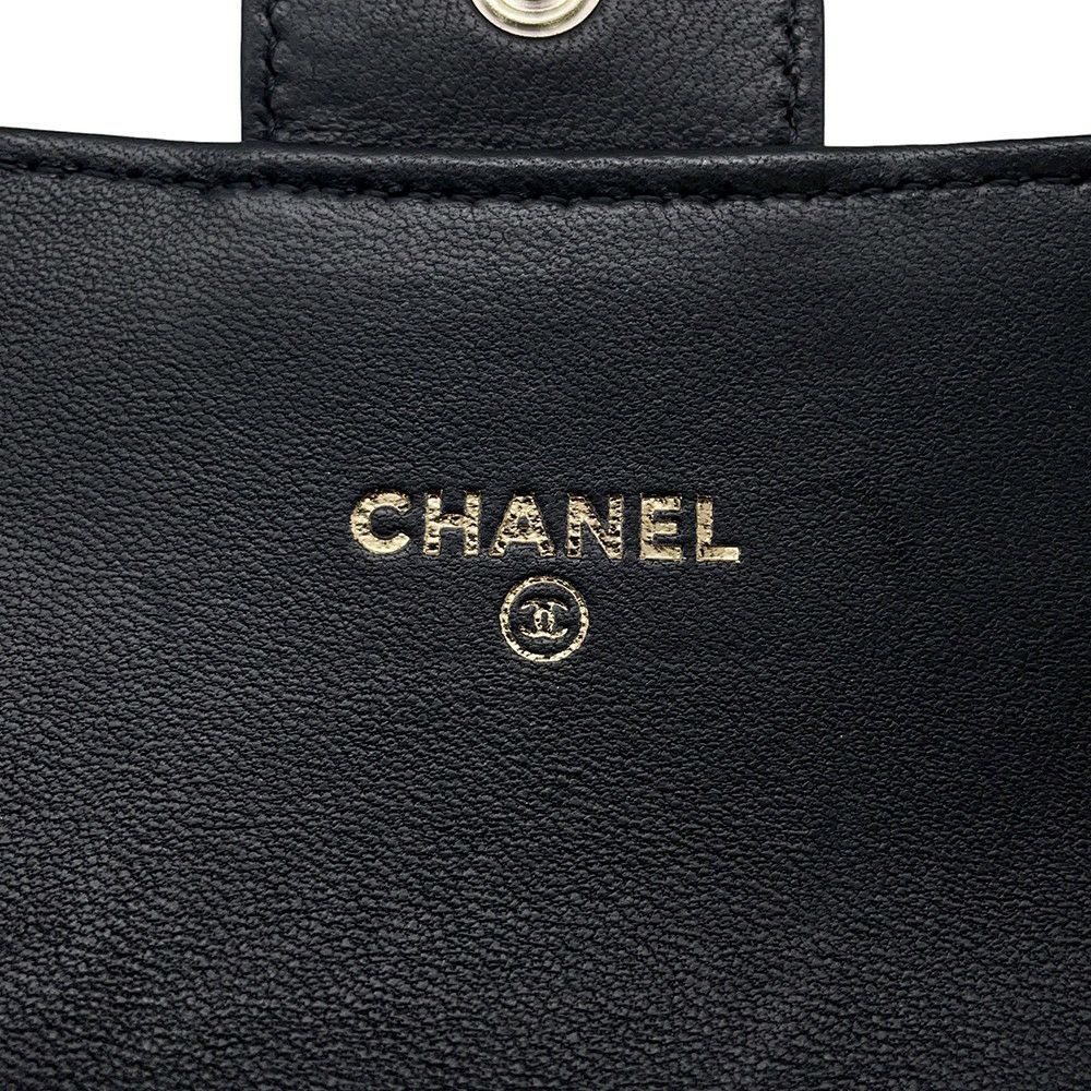 シャネル コインケース マトラッセ フラップ ウォレット ラムスキン CHANEL 財布 黒
